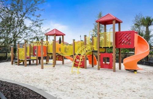 Amazing 4 beds with private pool near Disney - Foto 5