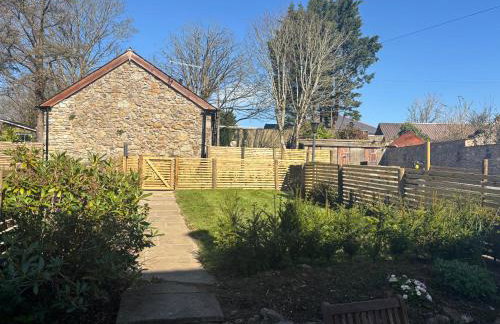 Lavington Johnston - Foto 19