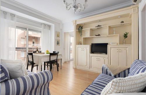 Lets Holidays Centric Apartment in Barcelona - Photo 6