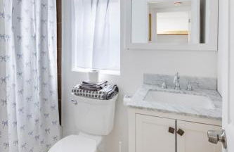 Orange NJ 2BR Duplex | Walk to Train + 2BA - Foto 22