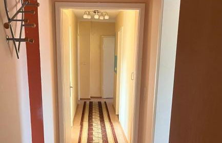 Große Monteurwohnung mit 4 Zimmer und Parkplatz, Waschmaschine, Internet, voll ausgestattete Küche - Foto 7
