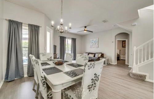 Relax, Recharge, and Explore from Tuscan Hills! - Photo 3