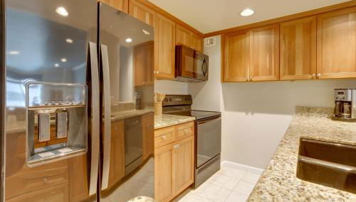 Upscale Denver Condo with Communal Deck and Gym! - Foto 3