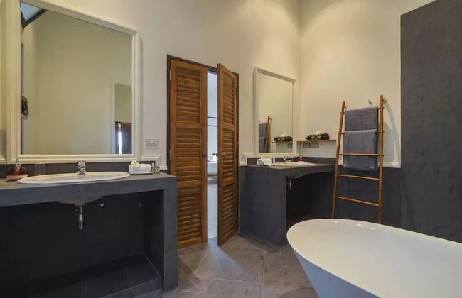 Luxury Private Beachfront Haileng Villa - Foto 14