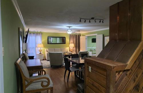 6BR in Suburban area close to Freeway and Galeria - Foto 52