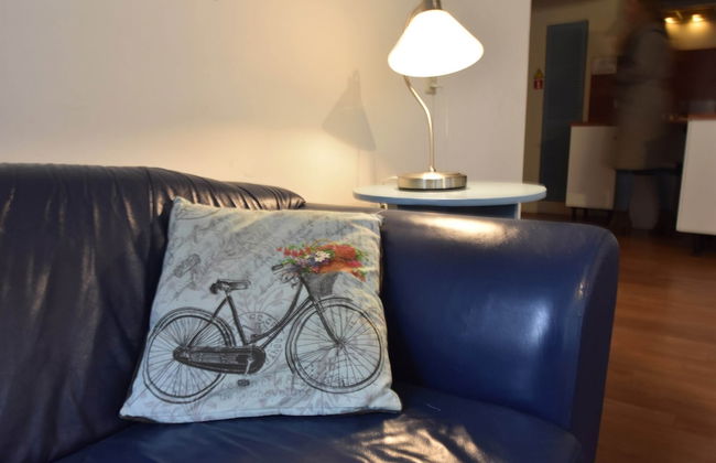 Timeless Charm and Cozy Stay - Photo 29