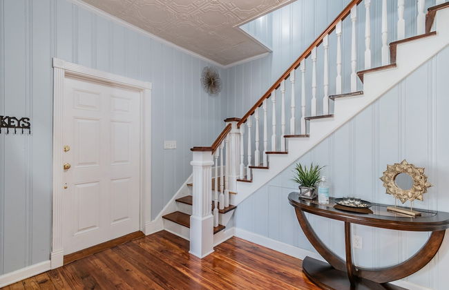 A Large Tropical 7 Bedroom Estate by RedAwning - Foto 43