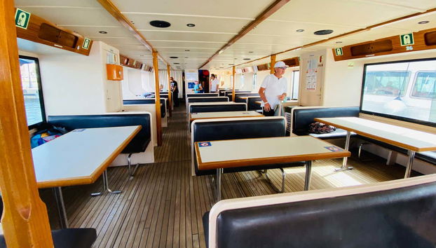 El interior del barco en el que navegaremos