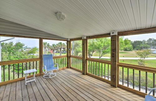 Waterfront Harkers Island Home Sunset View and Dock - Foto 21