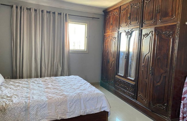 Females Only, Host Is Woman, City Center, Near All - Foto 4