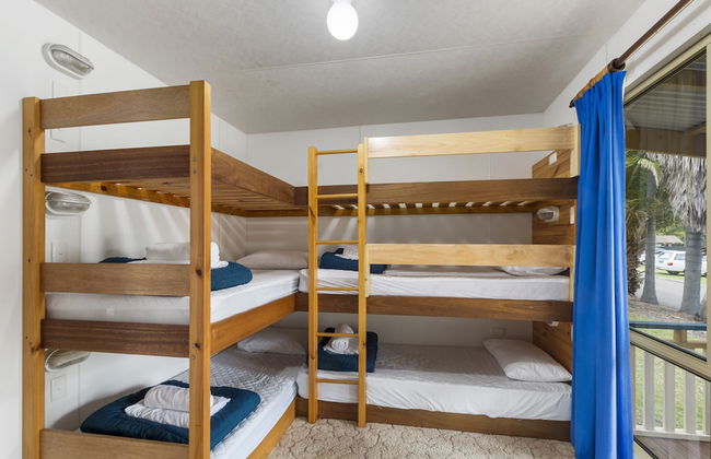 Wairo Beach Holiday Park - Photo 4