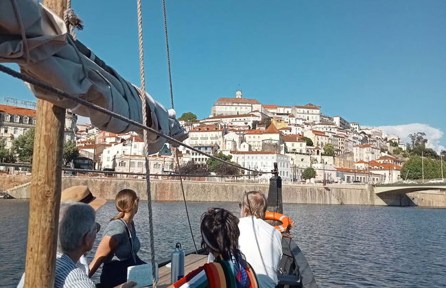 Paseo en barca tradicional por Coímbra - Foto 6