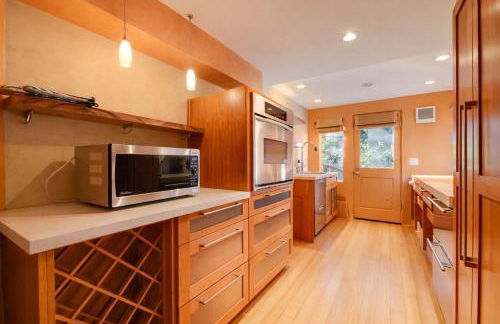 Aesthetically Elegant Downstairs Unit in Oakland - Foto 9