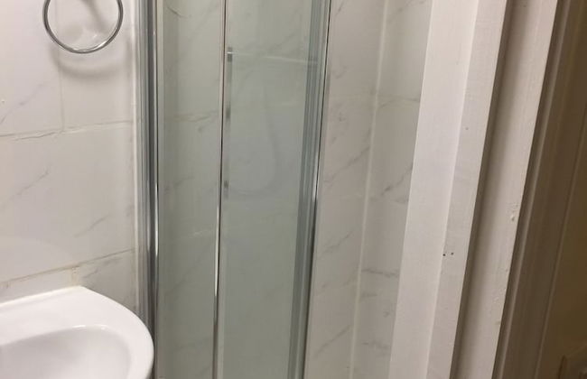 Bourne Court - Photo 12