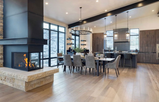 Mins to Deer Valley Lift Firepit, Game Room, Views, 5bdr Orion by Avantstay - Photo 3