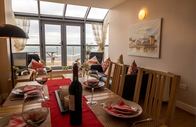 Galway Bay Sea View Apartments - Photo 15