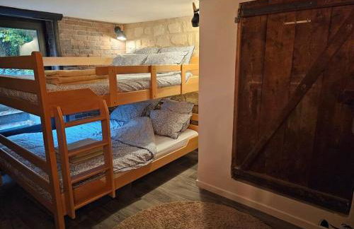 In city center and next to the train station - Foto 11