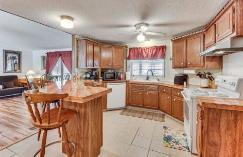 Countryside Haven with Spacious Yard in Tamassee! - Foto 9