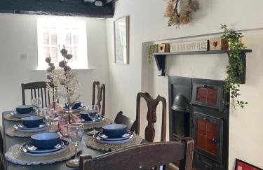 The Nook- A Rustic Cottage in a Beautiful Village. - Photo 10