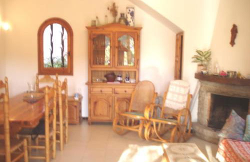 Beautiful detached air-conditioned villa close to sandy beach, shops and restaurants - Foto 9