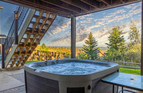 Mountain Retreat with Hot Tub & Views - Foto 1