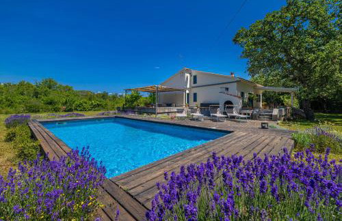 Holiday house GARICA - Photo 1