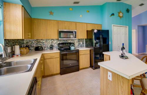 Pet-Friendly Sebastian Home with Porch and Lake View! - Foto 7