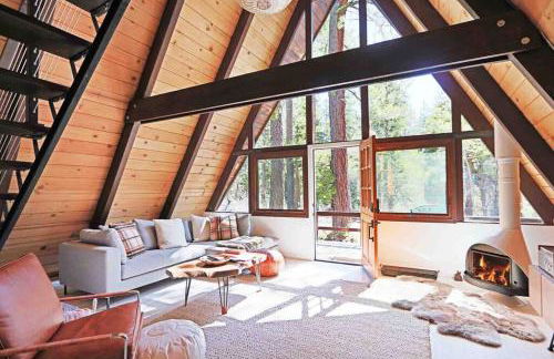 Mid Century Modern Cabin - The Tahoe A-Frame - Foto 1