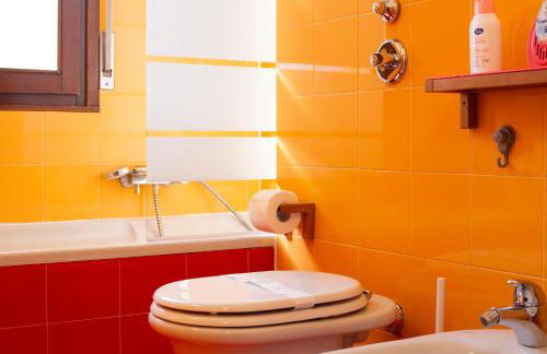 Cozy Design House - 15 Minutes From NAVIGLI-HUMANITAS - Foto 17