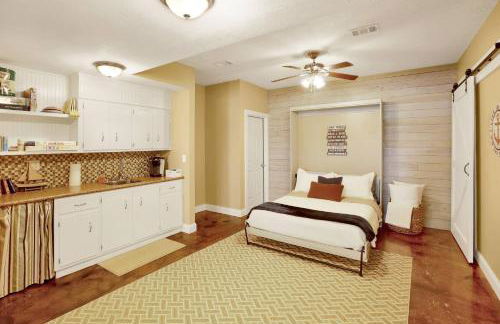 Lake front home, pet friendly, kayaks provided - Foto 6