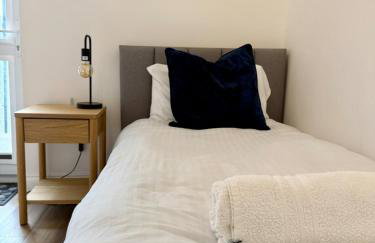 2 Bedroom Central Garden Apartment Free parking - Foto 3