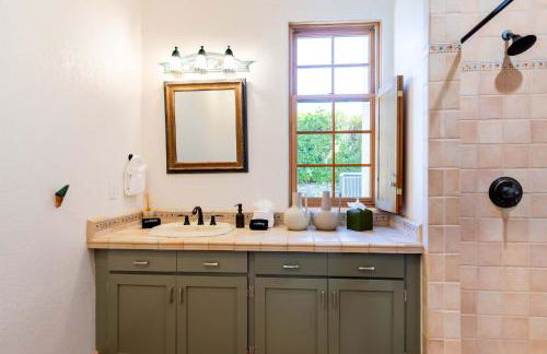 LUX - Historic Tennis Club Enclave - King Beds - Foto 50