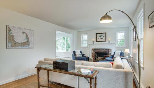 1 Mi to Sand! Mid-Cape Chatham with Furnished Deck - Foto 4