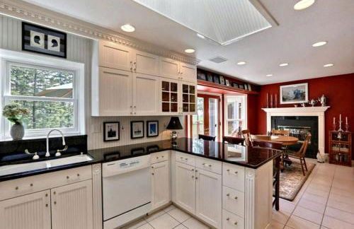 Four-Bedroom Luxury Vacation Rental on 80 Private Acres near Granite Peak, Wisconsin - Foto 24