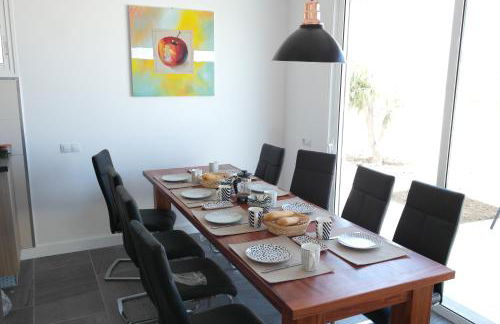 VillasRoyale Trespalomas - An Iconic Villa for Elevated Getaways! - Foto 8