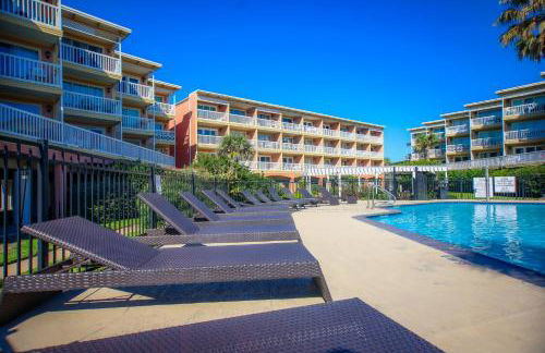 Sea-Renity Heated pools steps to the beach - Foto 13