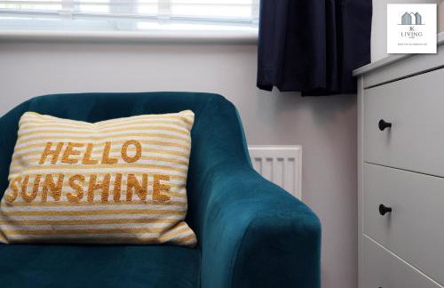 Spacious 3 Bed Home In The Heart Of Bridgend - By EKLIVING LUXE Short Lets & Serviced Accommodation - Foto 16