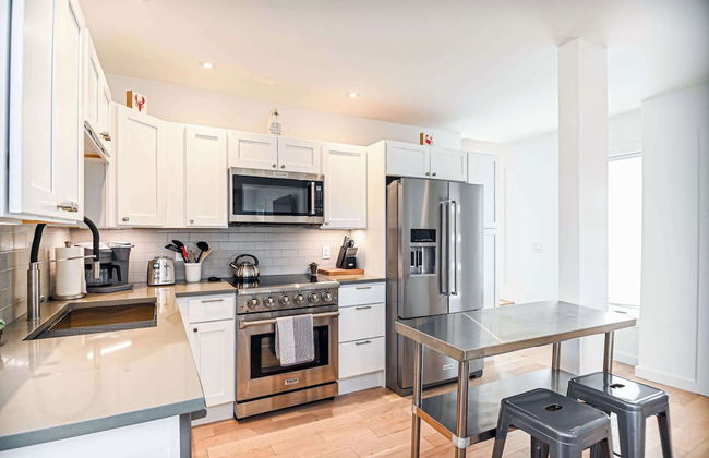 Latitude Adjustment Walk to Beach & Dining! - Photo 14