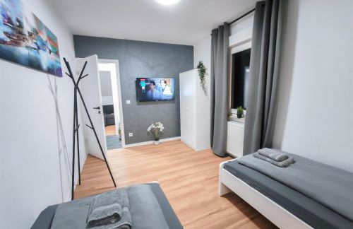 ALFA Stuttgart Apartment 4 Zimmer 4BR TV WIFI WM nahe Wasen & Daimler l 7Beds I 8 people I Kitchen l Bathroom l Eigene Küche und Bad AS125A2 - Foto 9