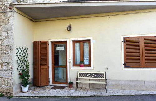 CASA MAIRA IN CENTRO A SATURNIA - Foto 1