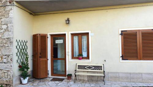 CASA MAIRA IN CENTRO A SATURNIA - Foto 1