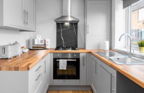 Stylish 2 Bedroom Apartment - Netflix - Off Street Parking 1DS - Foto 3