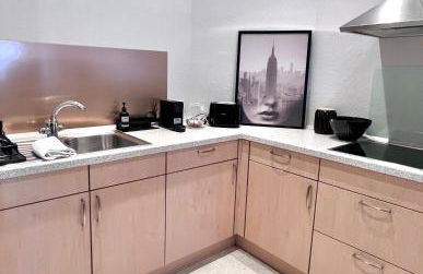 90qm Designerwohnung mit Küche und Jacuzzi in DO-City - Photo 34