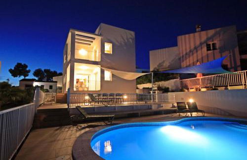 Villa Can Bella, 15 Minuten laufen Sie bis zum Strand - Foto 48