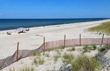 56Beachway-Private beach Refreshed in 2022 Cozy - Foto 12