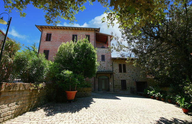 Villa in Citta Della Pieve Near Lake - Photo 44