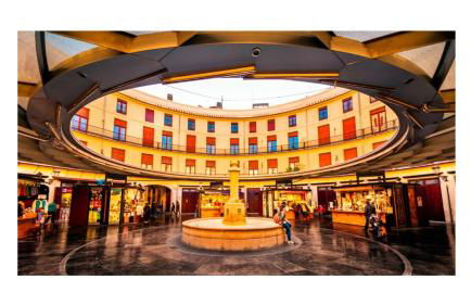 Plaza Redonda Center - Photo 26