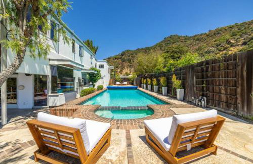 Hilltop Designer Midcentury Modern 4BR Pool HotTub - Foto 43