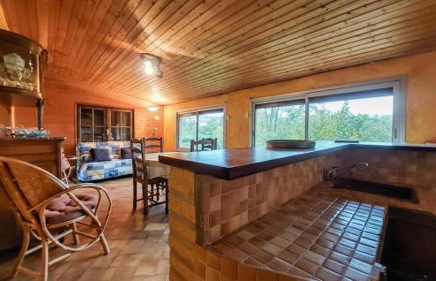 2 Bedroom Amazing Home In Pays De Belvès - Foto 8