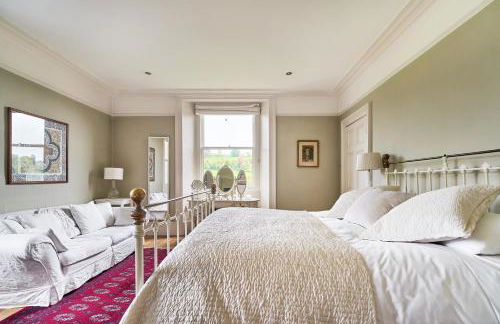 Luxury Big House Berkeley House near Bath - Photo 44